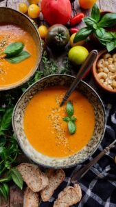 Tomatencremesuppe mit Cashews